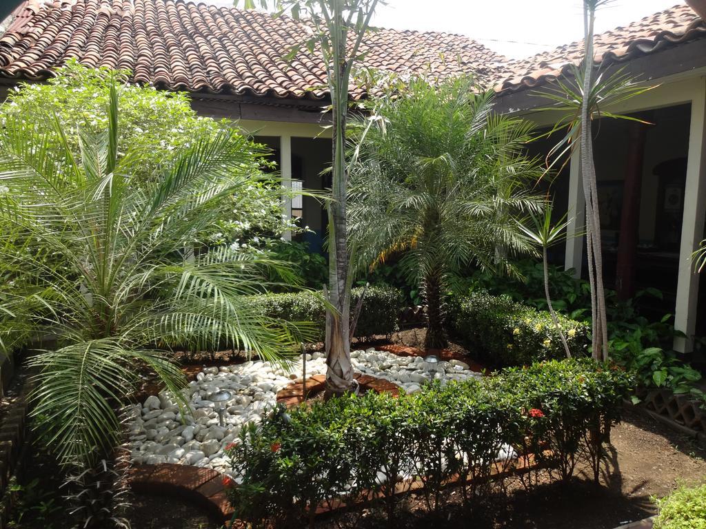Harvest House Nicaragua Hotel León Екстериор снимка