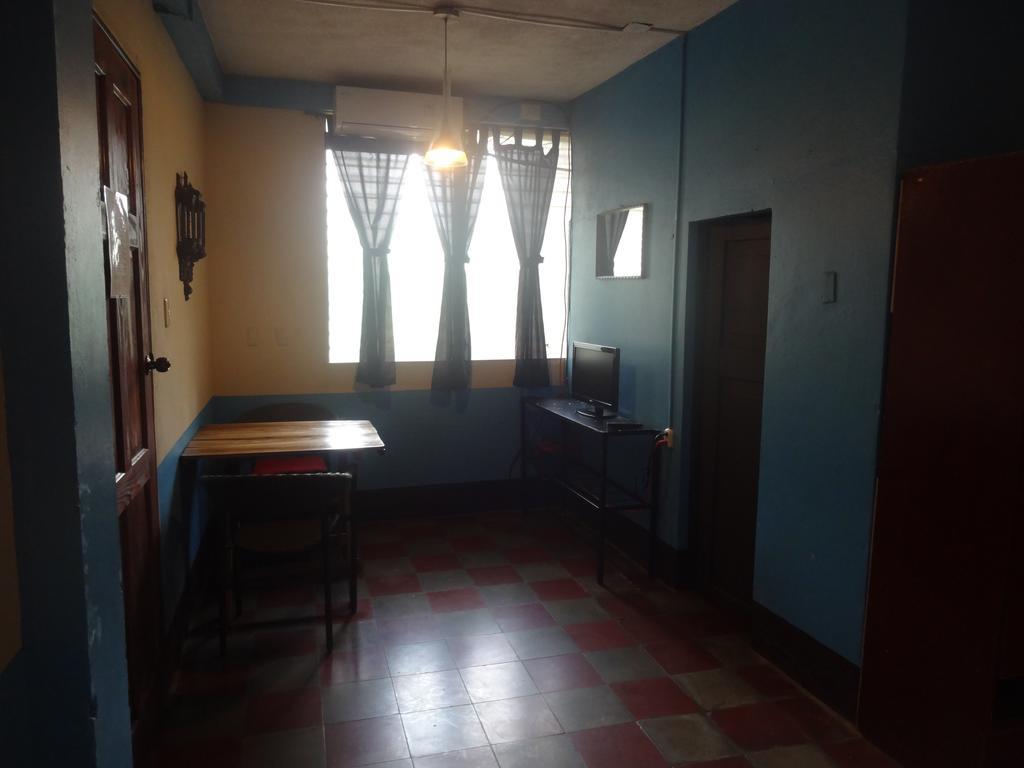 Harvest House Nicaragua Hotel León Екстериор снимка