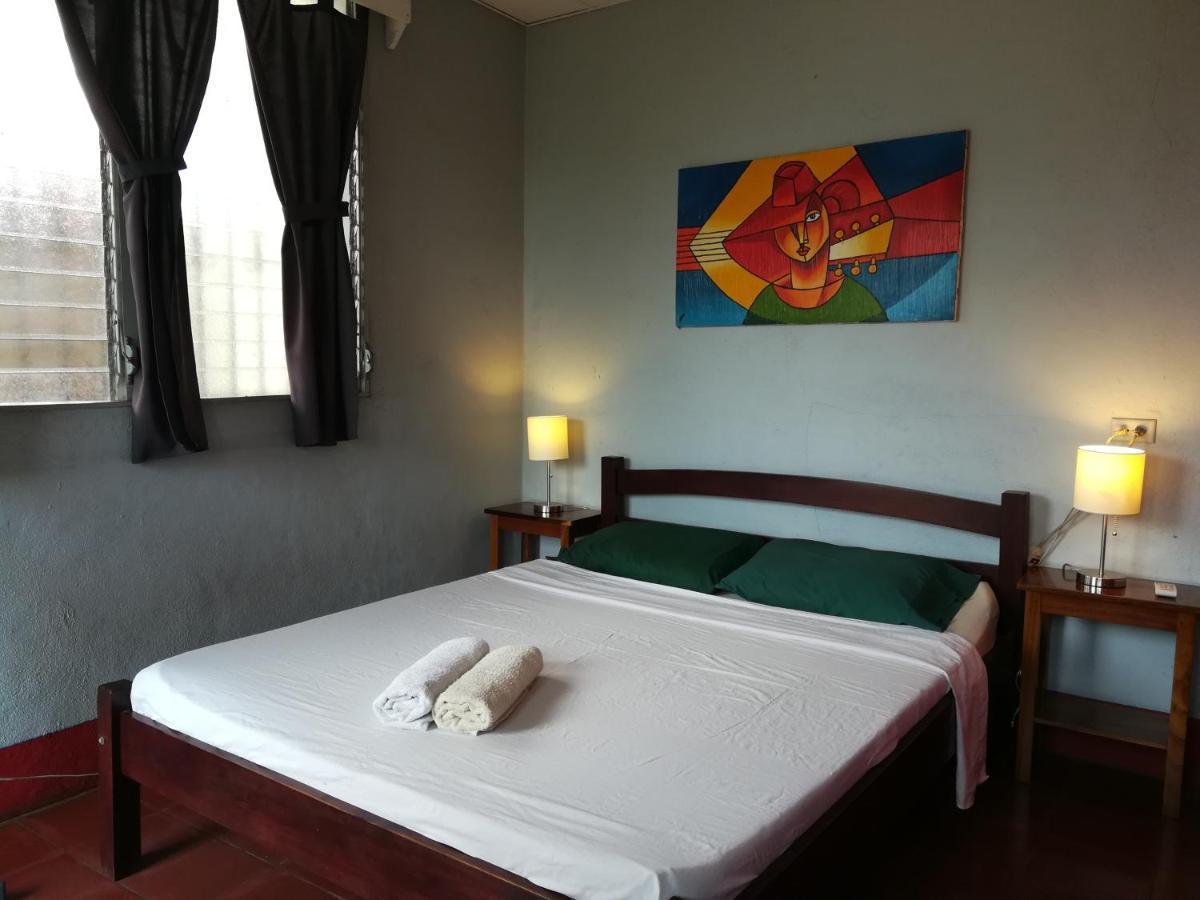Harvest House Nicaragua Hotel León Екстериор снимка